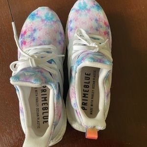 Adidas tie-dye ultra boost. Women size 7